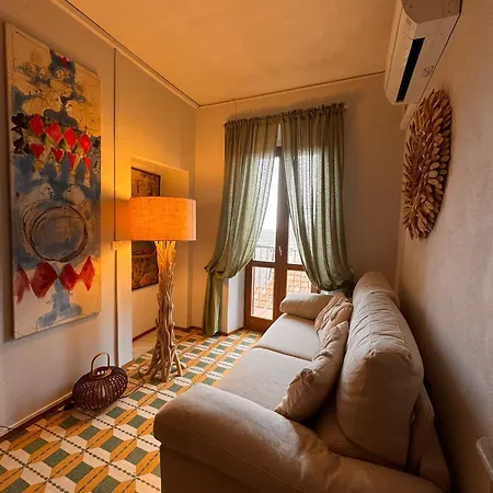Apartment House *